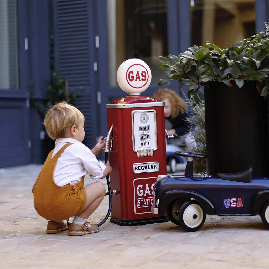 Station Essence - Jouet pour enfant et objet de décoration - Baghera Baghera Station Essence - Jouet pour enfant et objet de décoration - Baghera myplayground