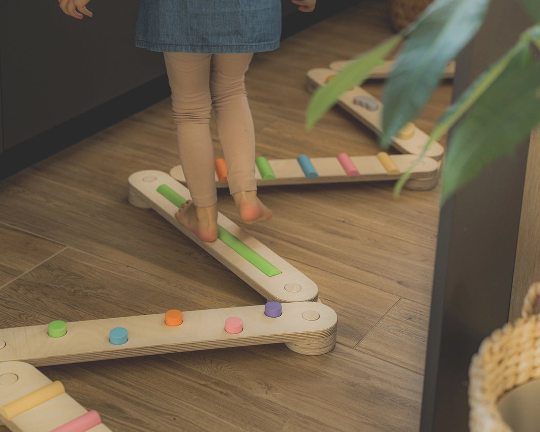 Ensemble de 6 Poutres d'Équilibre Naturelles Montessori - Happymoon HappyMoon Ensemble de 6 Poutres d'Équilibre Naturelles Montessori - Happymoon myplayground