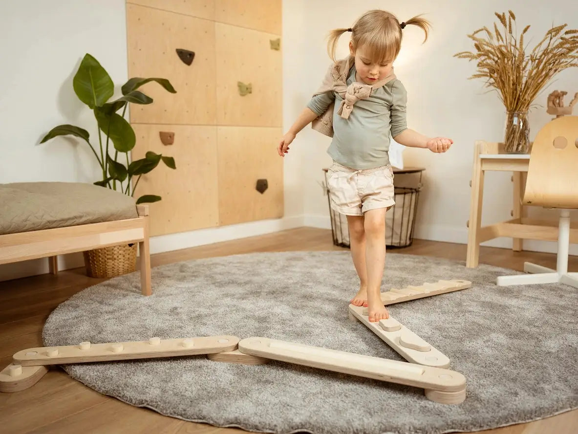 Lot de 4 poutres d'équilibre, jouet d'équilibre en bois, planches d'équilibre - Jeu de motricité enfant - Happymoon by HappyMoon