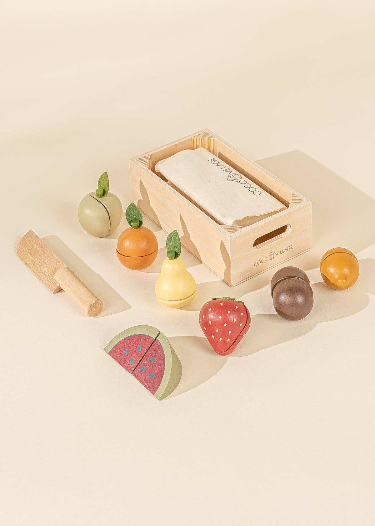 Ensemble de jeu de fruits en bois Coco Village Ensemble de jeu de fruits en bois myplayground