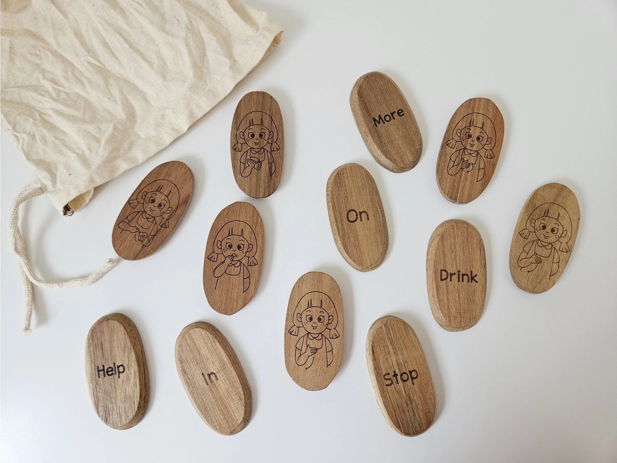 Ensemble de 12 mots de base en langage des signes QToys USA Ensemble de 12 mots de base en langage des signes myplayground