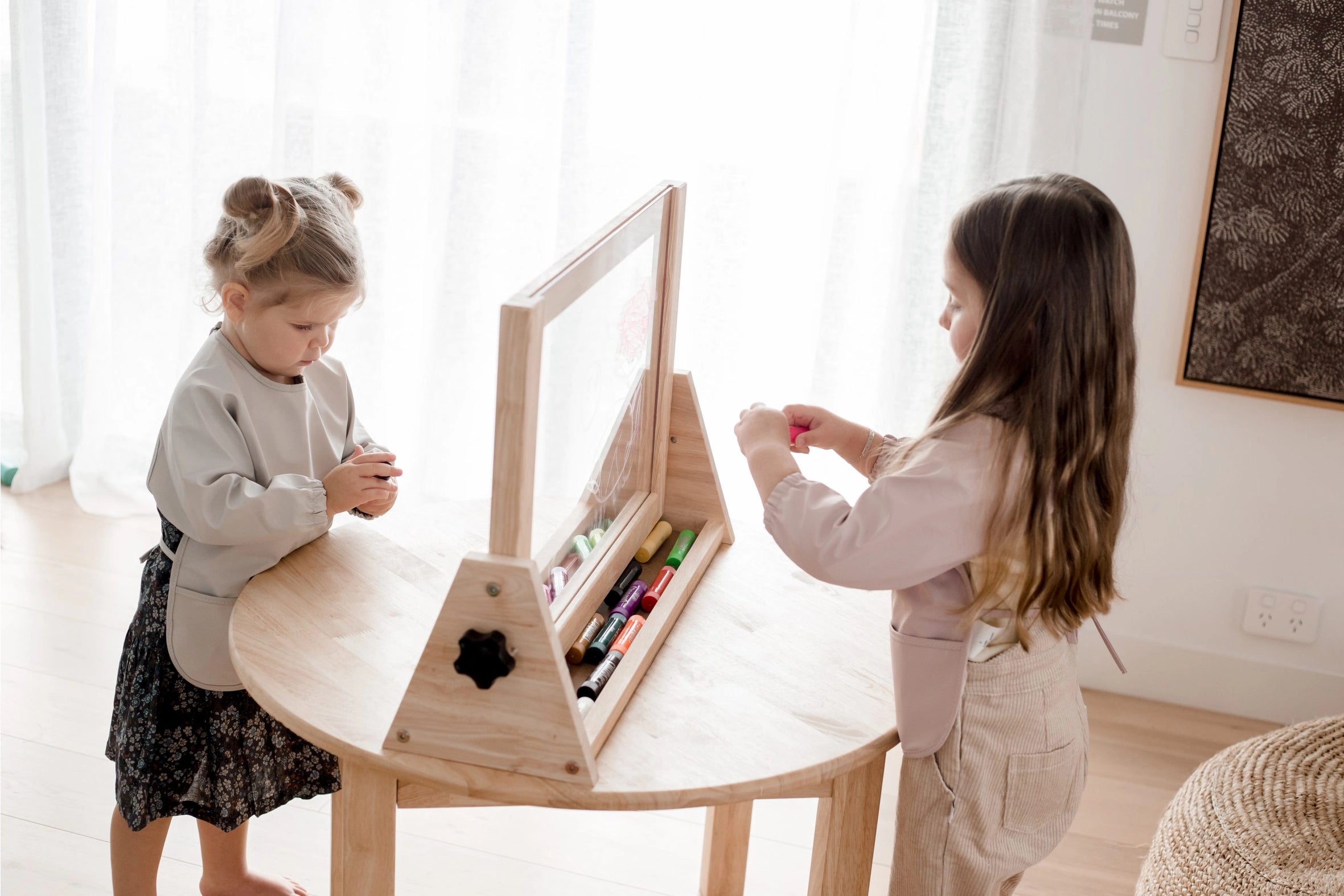Chevalet de table 4 en 1 QToys USA Chevalet de table 4 en 1 myplayground