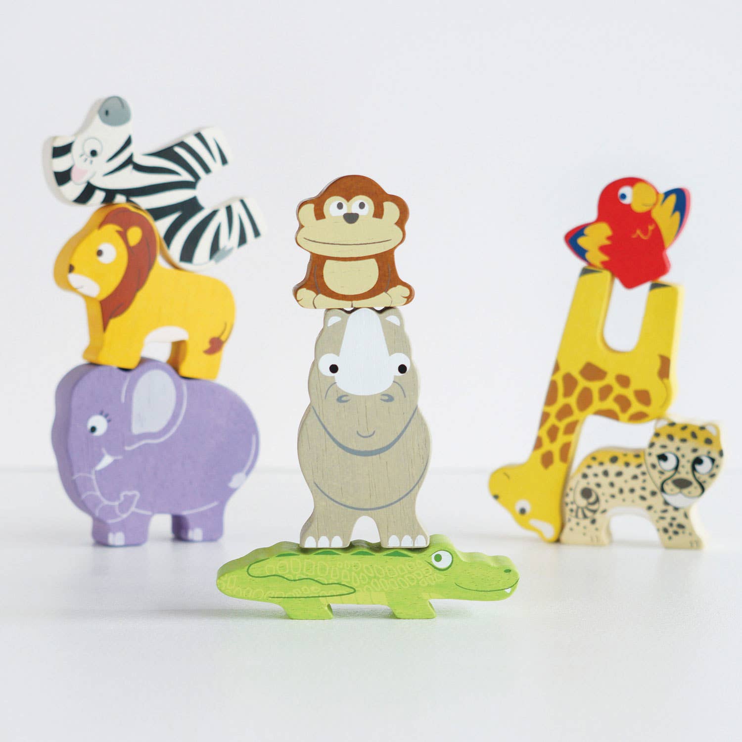 Jeu d'empilage en Afrique - Jeu Montessori enfant Le Toy Van myplayground