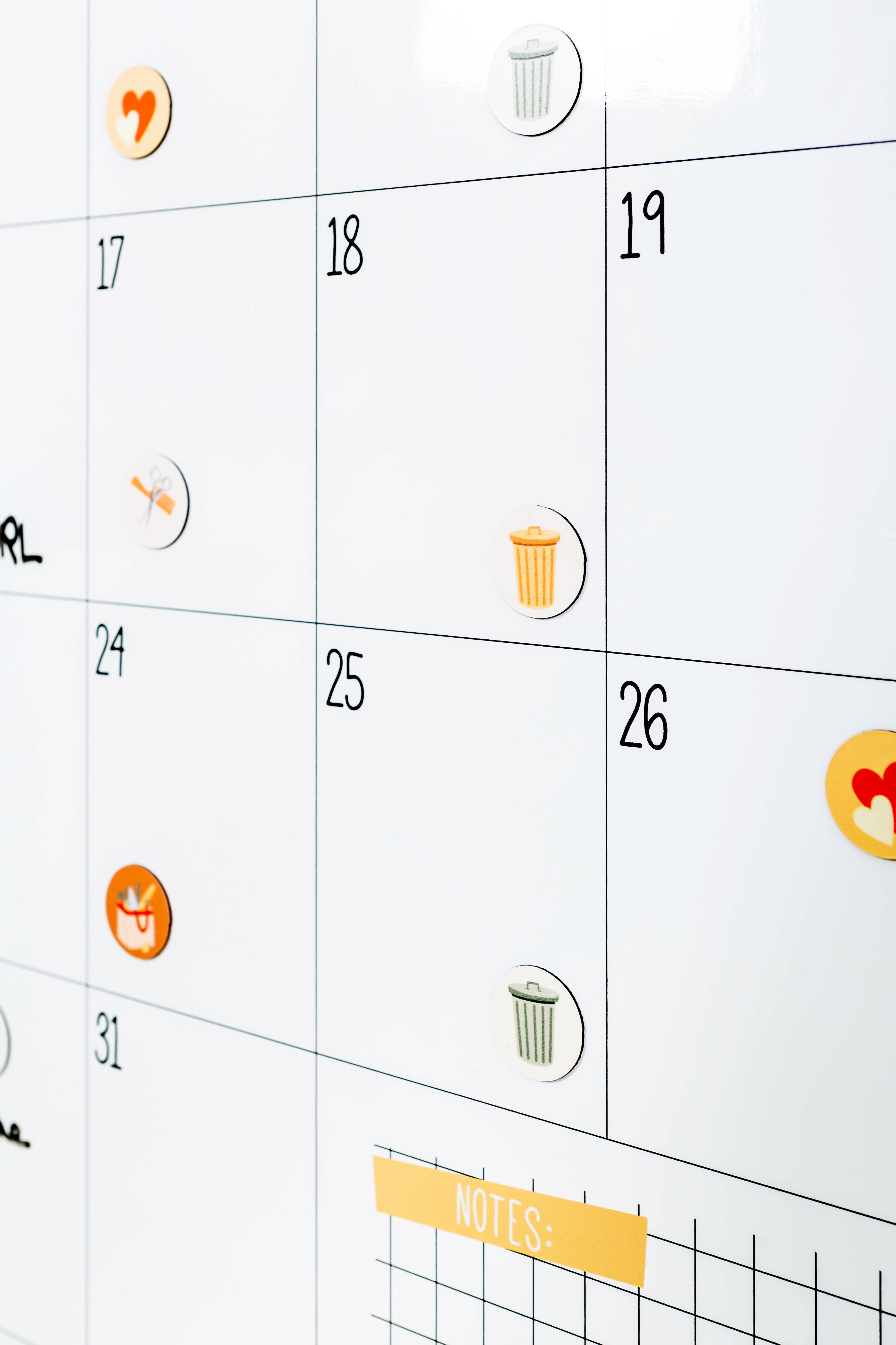 Calendrier mural mensuel magnétique - Le familial Ferflex Calendrier mural mensuel magnétique - Le familial myplayground