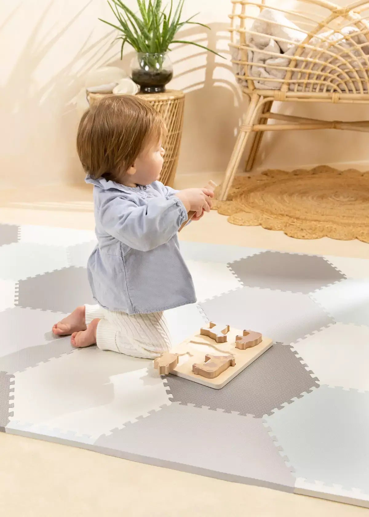 Tapis de jeu hexagonal, gris Coco Village Tapis de jeu hexagonal, gris myplayground