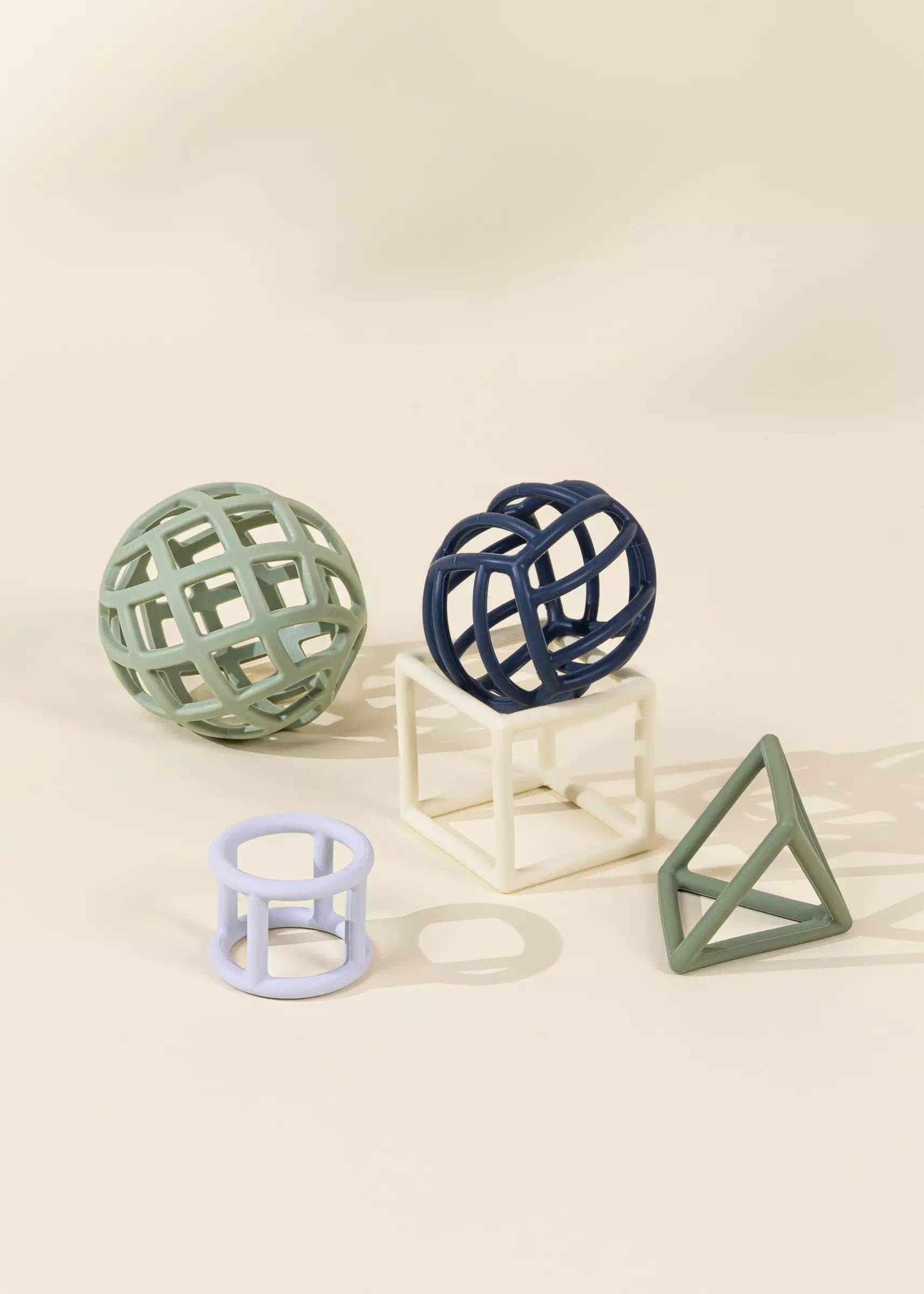 Ensemble de 5 formes géométriques en silicone Coco Village Ensemble de 5 formes géométriques en silicone myplayground