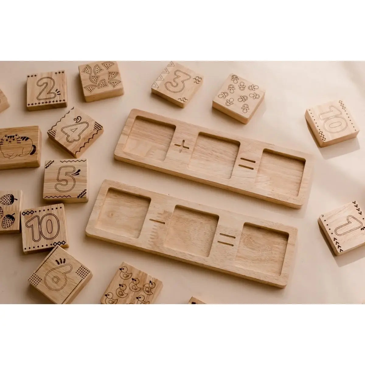 Cadre mathématique en deux parties QToys USA Cadre mathématique en deux parties myplayground