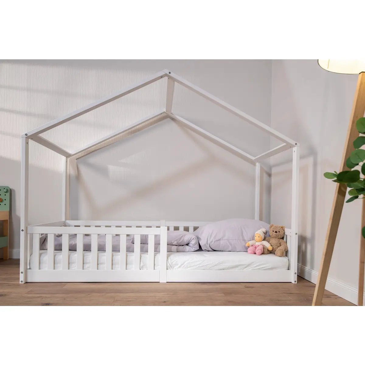 Lit cabane au sol Enno 90x200 cm, hêtre blanc – tiSsi – vue 4