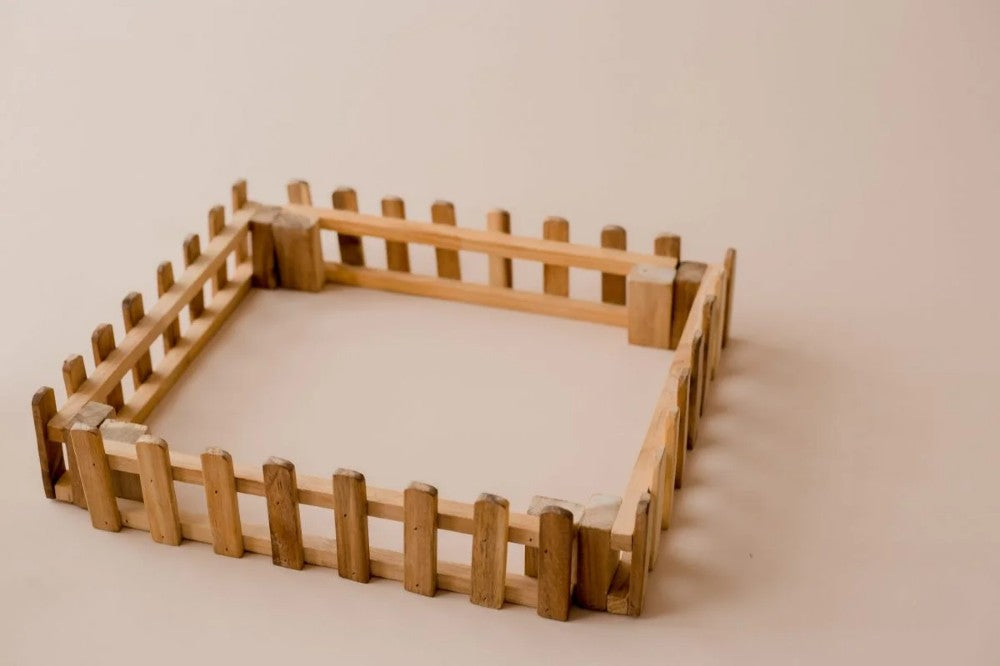 Clôtures en bois (lot de 4) QToys USA Clôtures en bois (lot de 4) myplayground