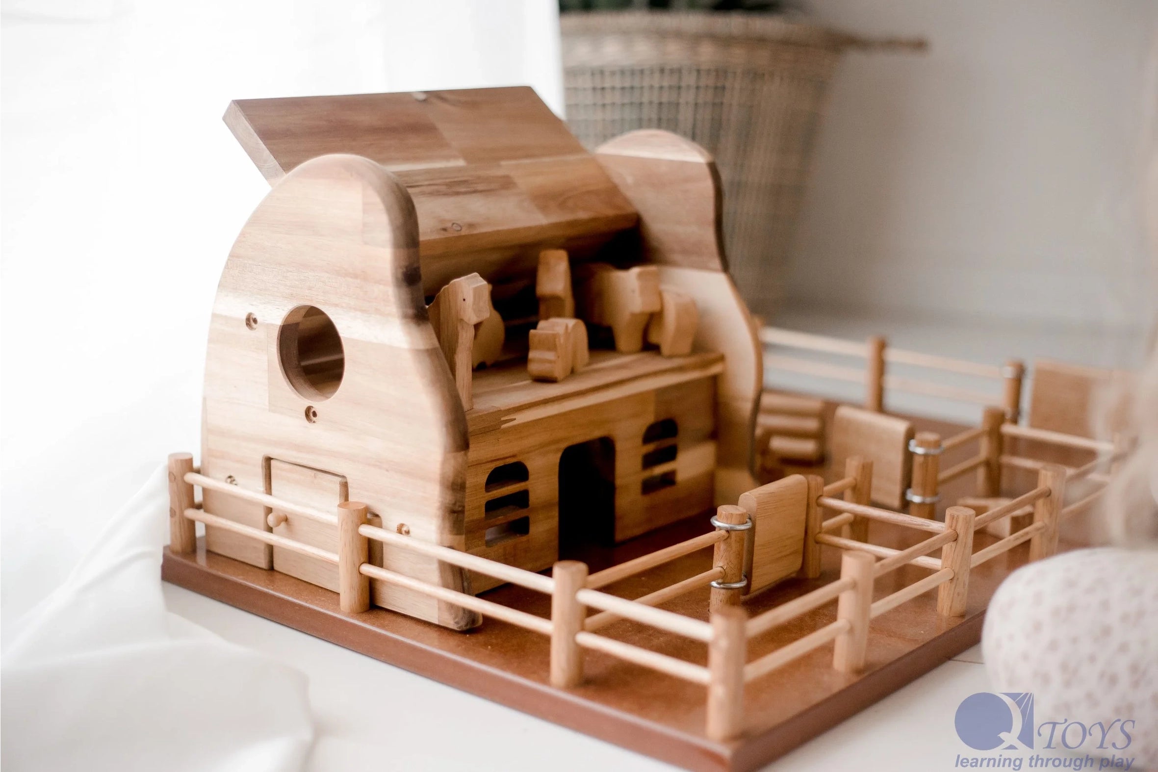 Grange de ferme QToys USA Grange de ferme myplayground