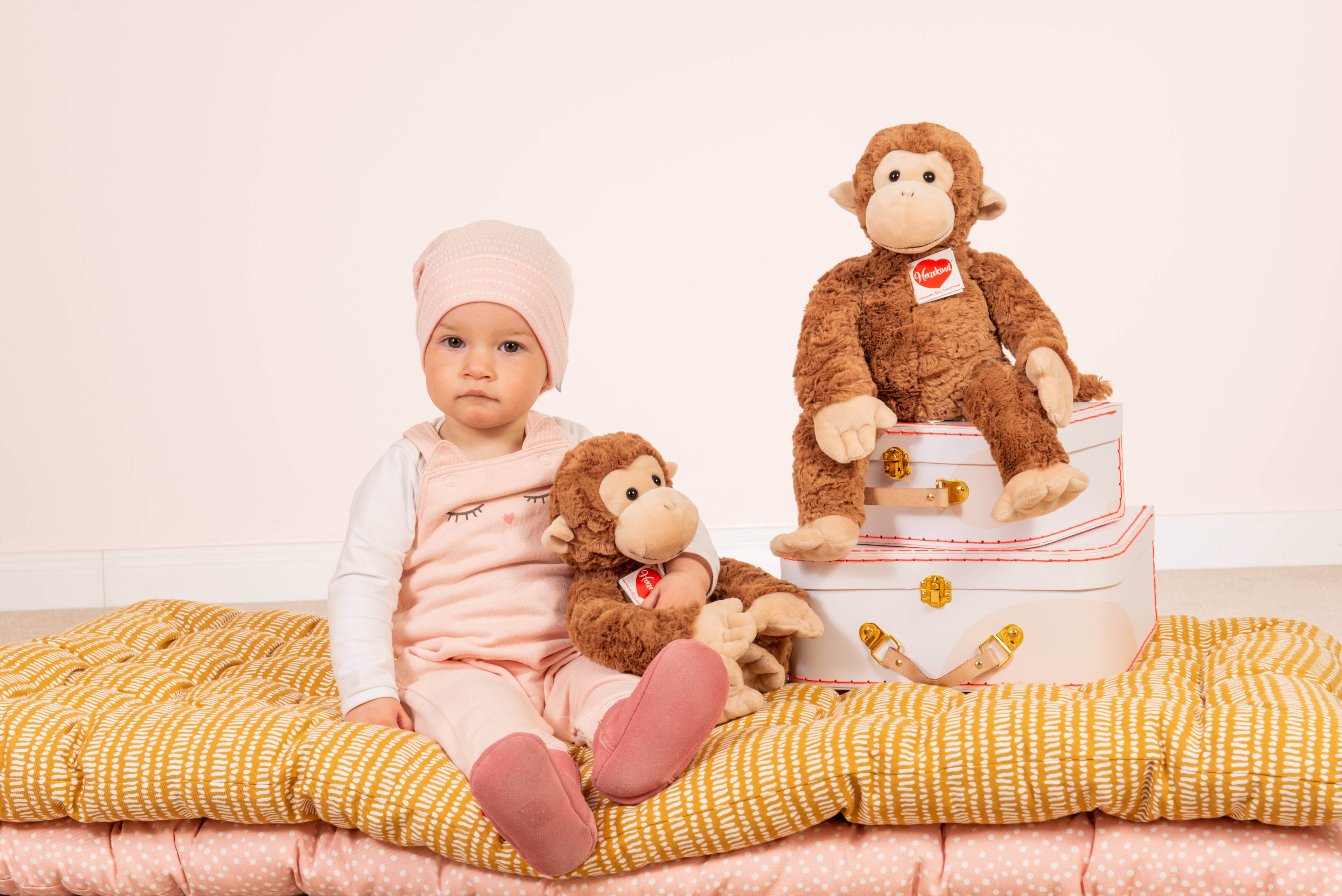 Singe Yoyo 39 cm - peluche - peluche Teddy Hermann Singe Yoyo 39 cm - peluche - peluche myplayground