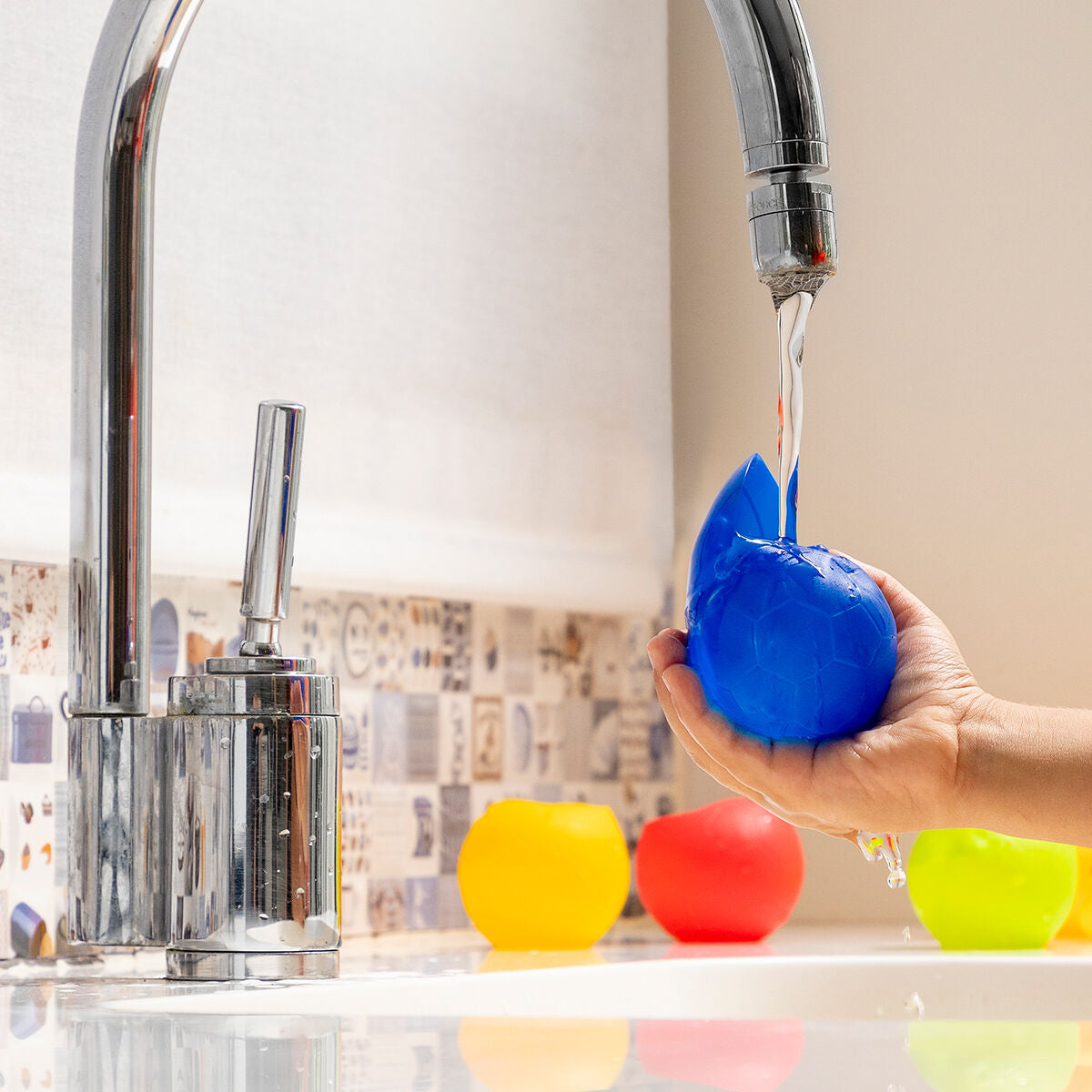 InnovaGoods | Ballons à eau réutilisables Waloons 12 unités.  Innovagoods InnovaGoods | Ballons à eau réutilisables Waloons 12 unités. myplayground