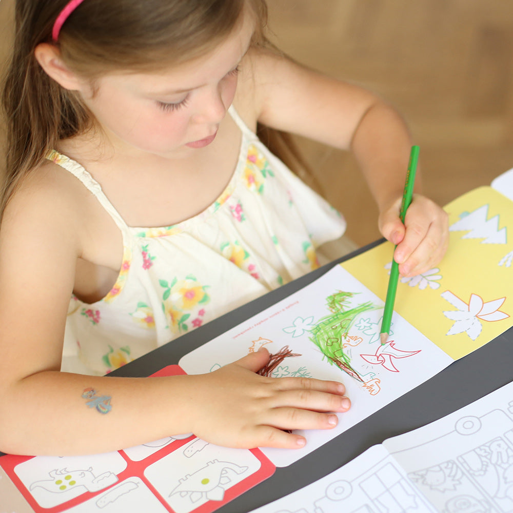 Livres de Coloriage Looong - J'adore Colorier les Dinosaures - Banana Panda Banana Panda Livres de Coloriage Looong - J'adore Colorier les Dinosaures - Banana Panda myplayground