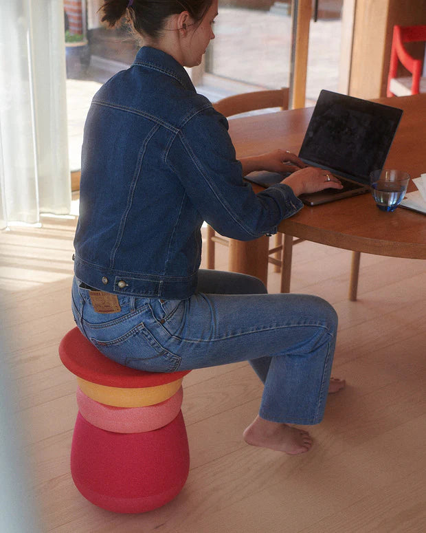 Stapelstein® Dynamic all – Tabouret modulaire pour le mouvement et la concentration à tout âge