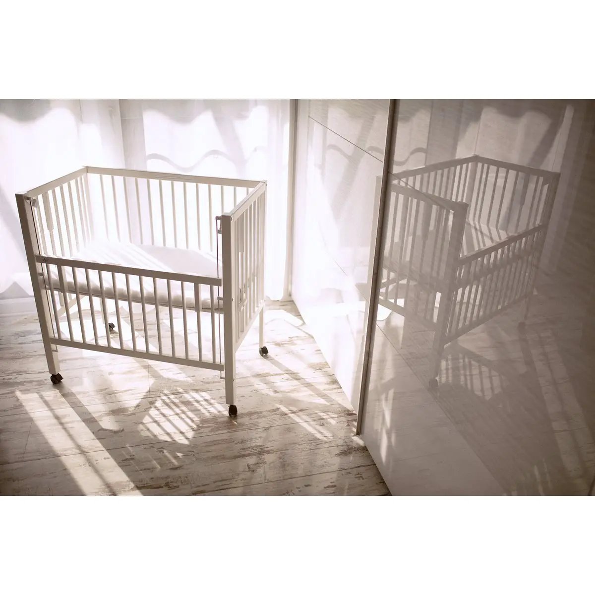 Lit d'appoint Sophie en hêtre blanc, 40x90 cm – tiSsi – vue 6