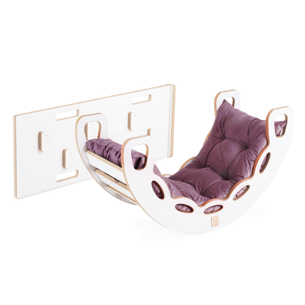 Bascule 4 en 1 - bois blanc, avec mur d’escalade, toboggan et coussin en velours lilas, motricité - Plush nest Misioo Misioo myplayground