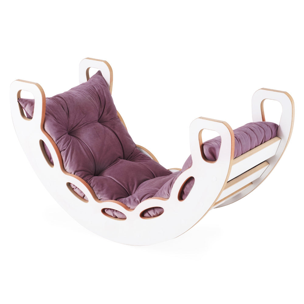 Bascule 4 en 1 - bois blanc, avec mur d’escalade, toboggan et coussin en velours lilas, motricité - Plush nest Misioo Misioo myplayground