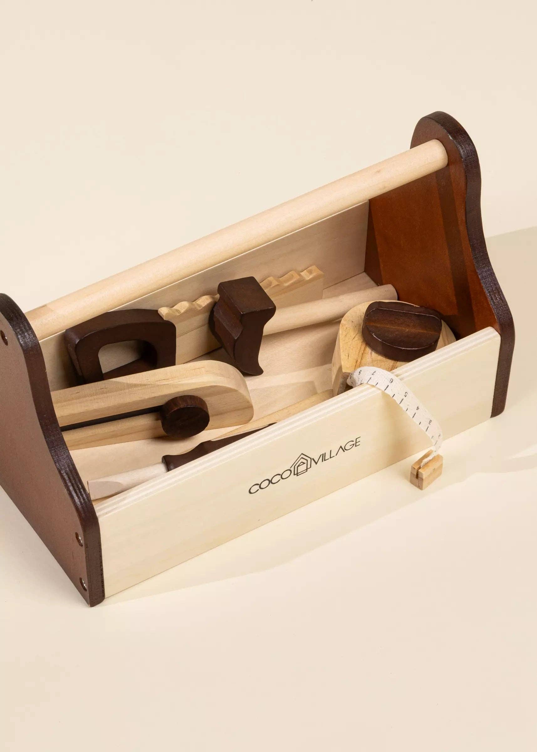 Set de jeu d'outils en bois Coco Village Set de jeu d'outils en bois myplayground