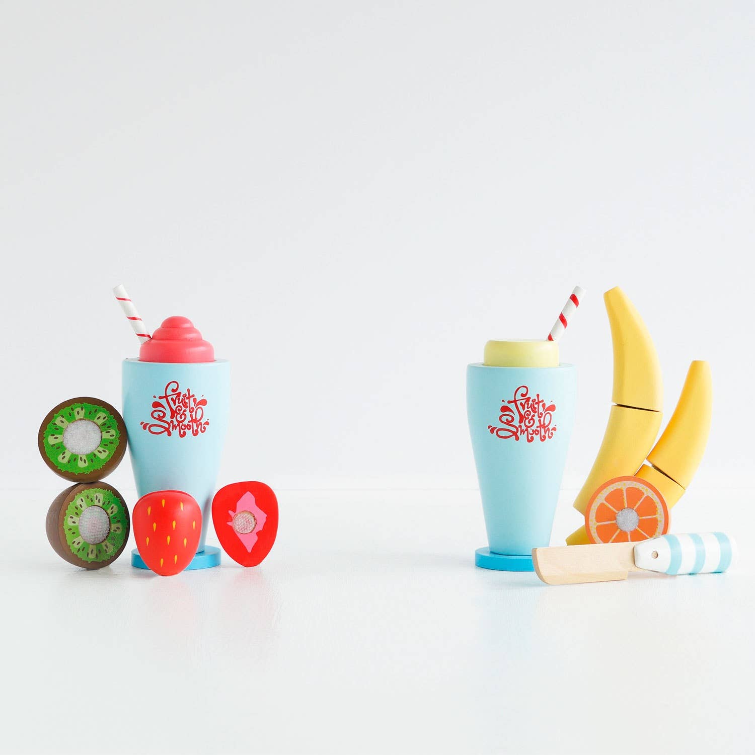 Ensemble de mixeurs Fruit Smoothy - Jeu sensoriel enfant Le Toy Van Ensemble de mixeurs Fruit Smoothy - Jeu sensoriel enfant myplayground