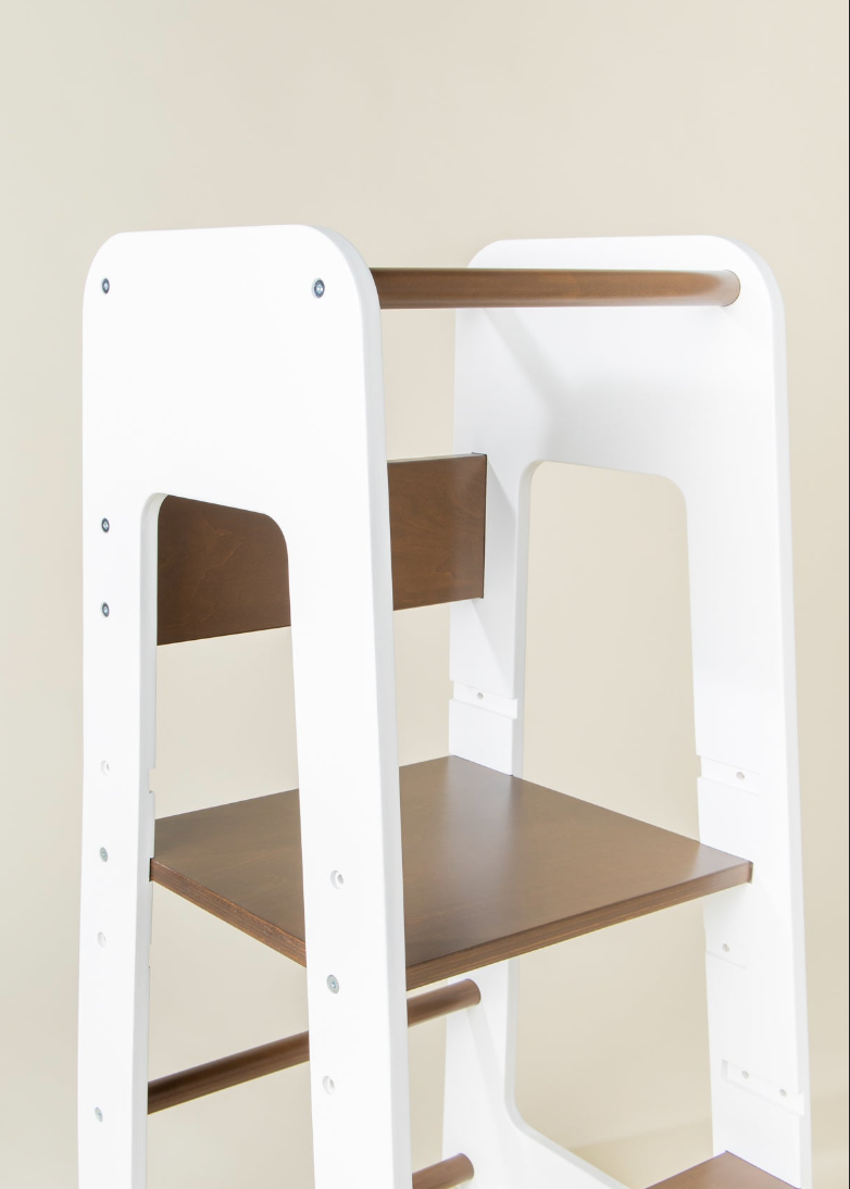 Nouvelle tour éducative - Walnut & White Coco Village Nouvelle tour éducative - Walnut & White myplayground
