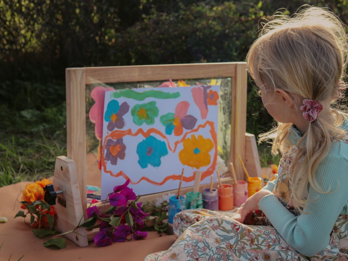 Chevalet de table 4 en 1 QToys USA Chevalet de table 4 en 1 myplayground