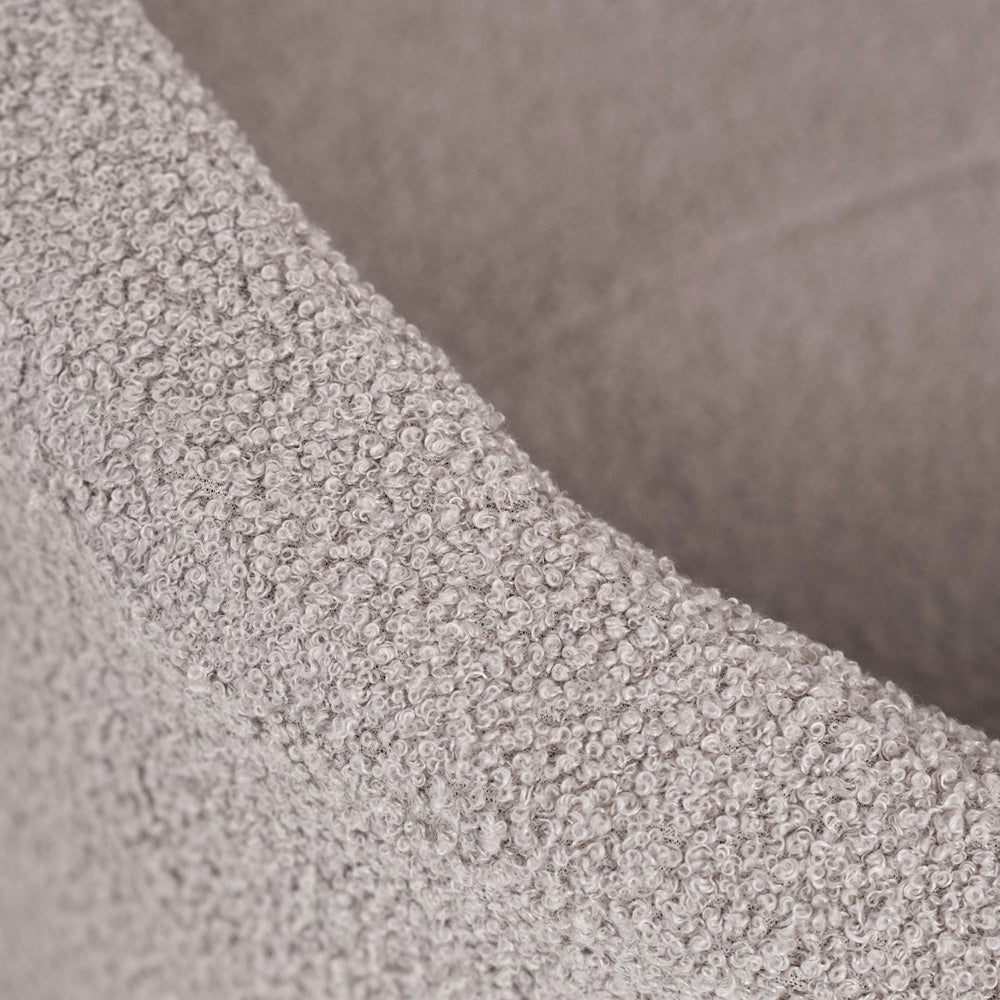 Tissu agneau gris utilisé pour la piscine à balles bébé, agréable au toucher et confortable pour les tout-petits