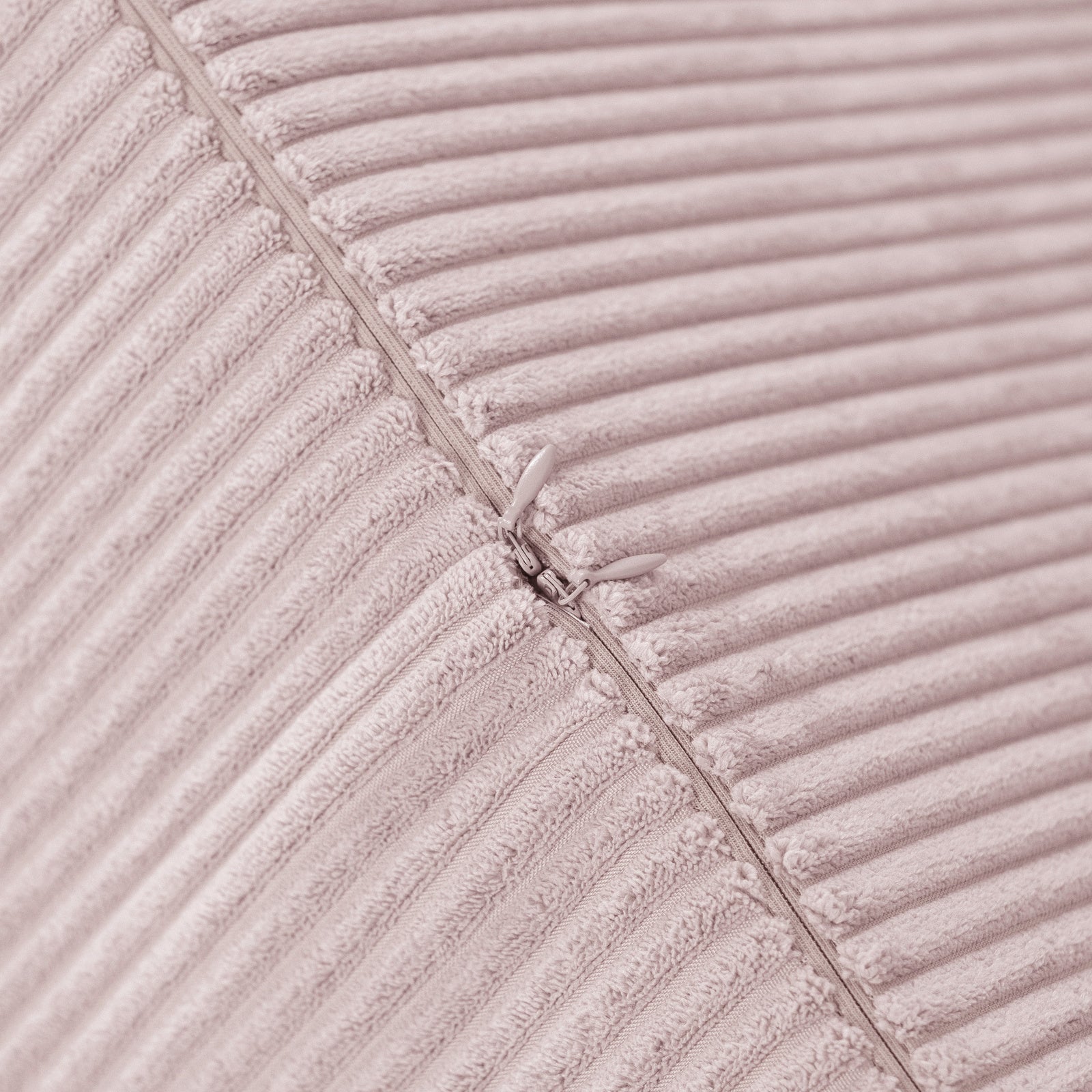 Canapé Foldie avec accoudoirs - Velours côtelé rose premium - PLUSH NEST Misioo myplayground