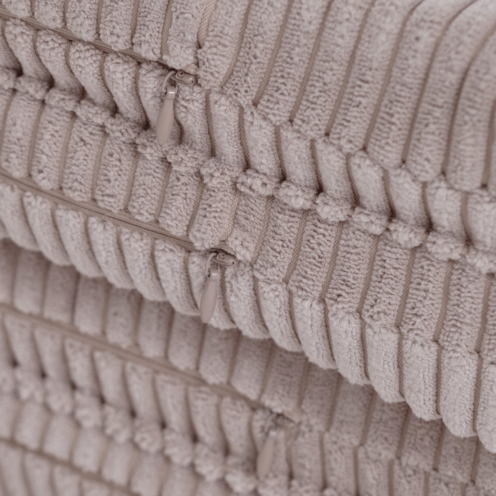 Tapis fleur - 15x115x5 cm, velours côtelé beige moelleux, tapis de jeu - Plush Nest Misioo myplayground