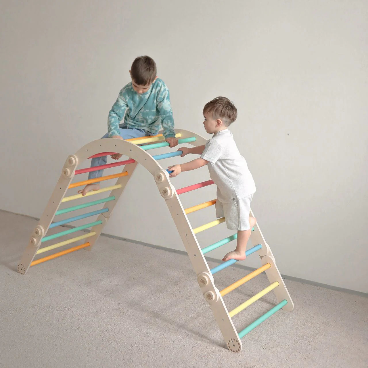 BusyKids - Grand Ensemble d'Escalade Inclinable (set L avec Rocker) Couleurs Arc-en-ciel - Bois Brut (non verni) - 18 à 24 mois BusyKids BusyKids - Grand Ensemble d'Escalade Inclinable (set L avec Rocker) Couleurs Arc-en-ciel - Bois Brut (non verni) - 18 à 24 mois myplayground