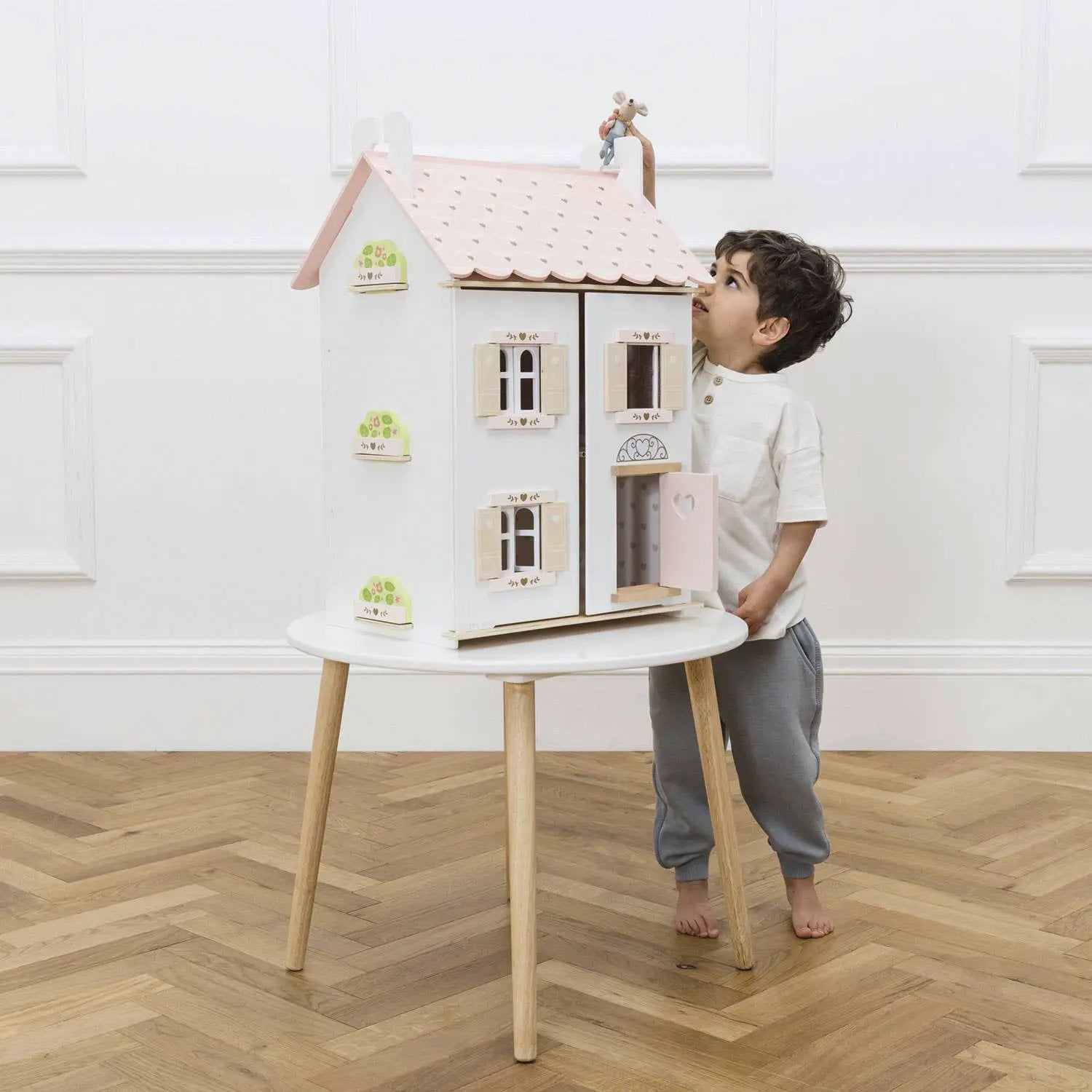 Maison de poupée Rose Coeur - Le Toy Van by Le Toy Van