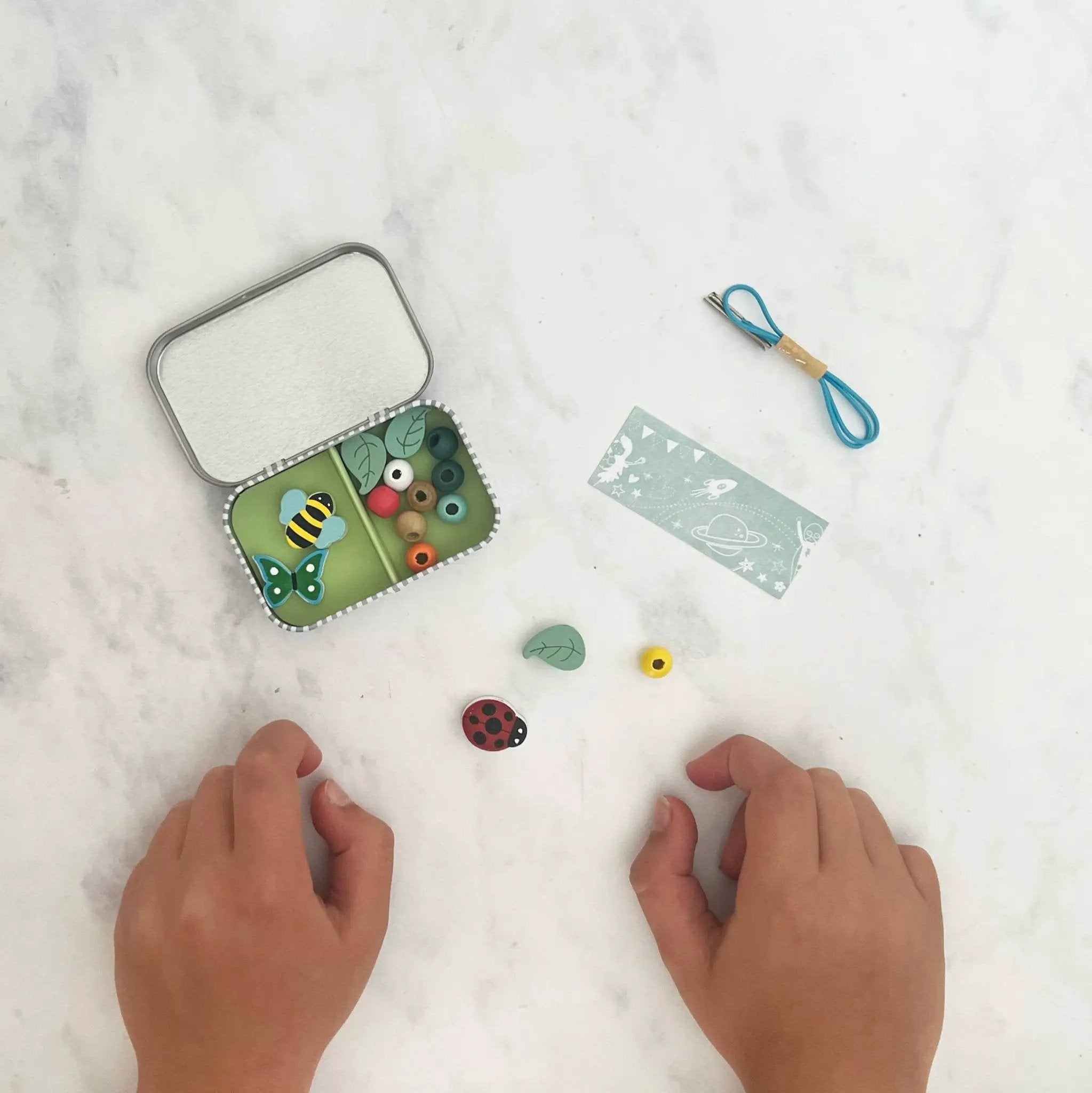 Coffret cadeau pour bracelet Minibeast by Cotton Twist