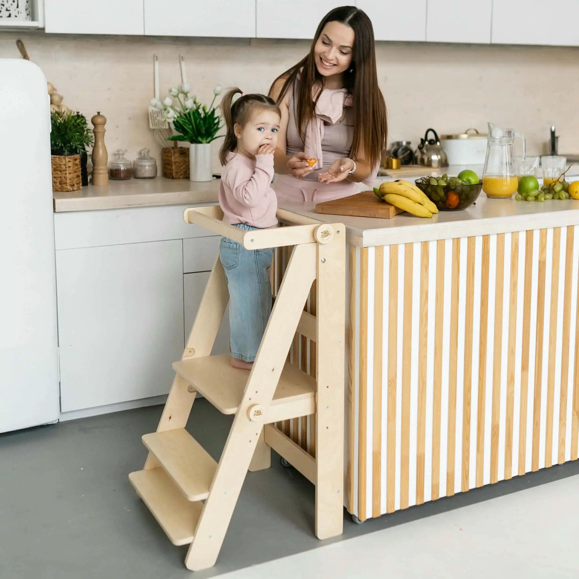 Tour d'observation montessori Pliable - bois brut (non verni), 18 à 24 mois -BusyKids by BusyKids