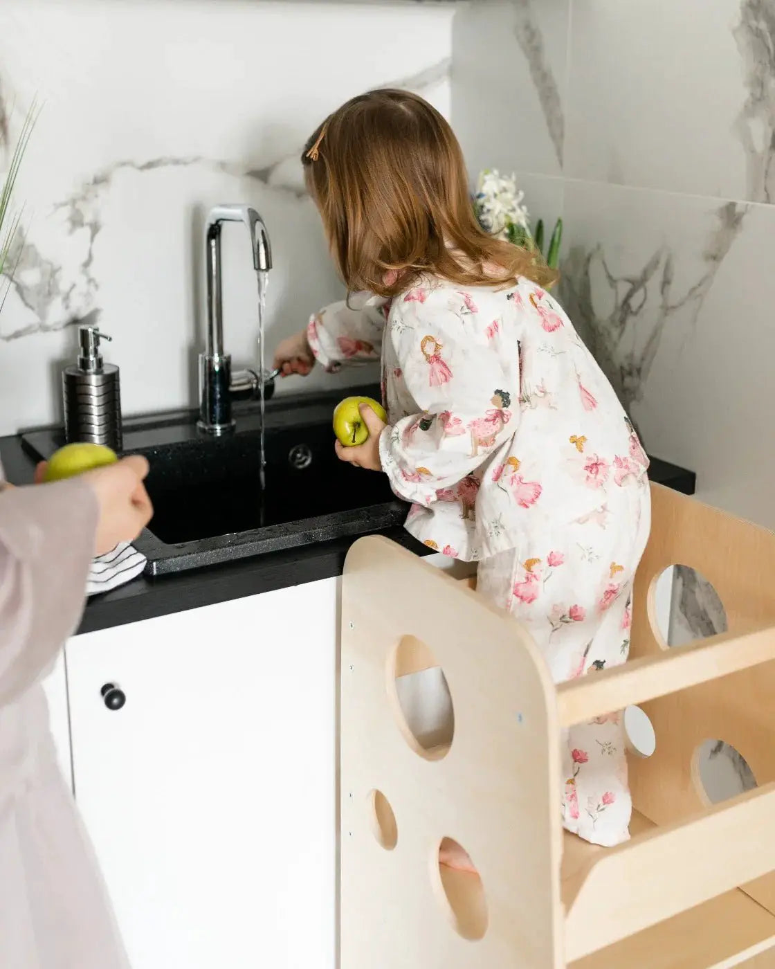 Tour Ajustable d’Apprentissage 3-en-1 XL - Bois Brut (non verni) - 18 à 24 mois - BusyKids by BusyKids