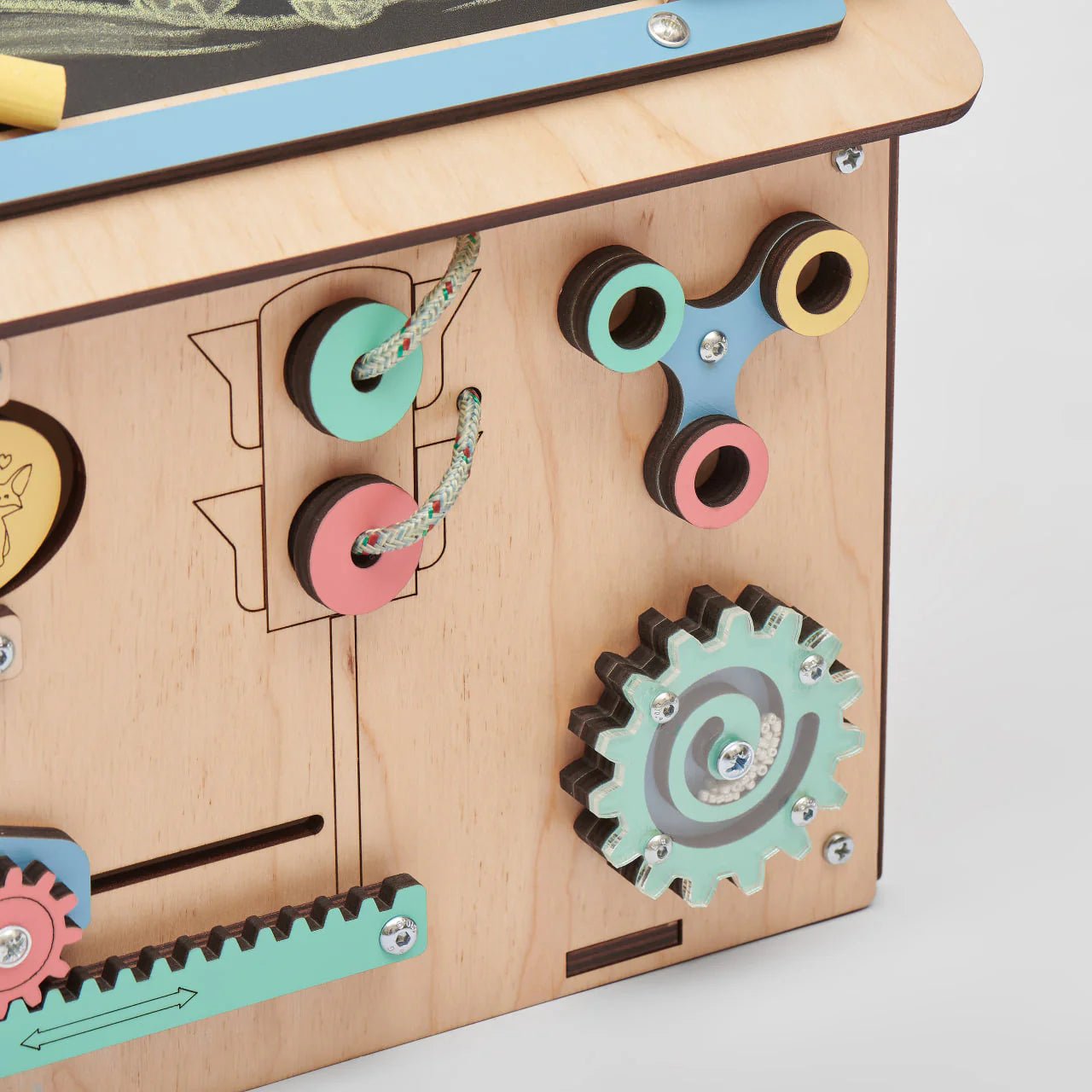 Busy Board Maisonnette Éducative - Bois Mini, 12 à 18 mois - BusyKids - myplayground