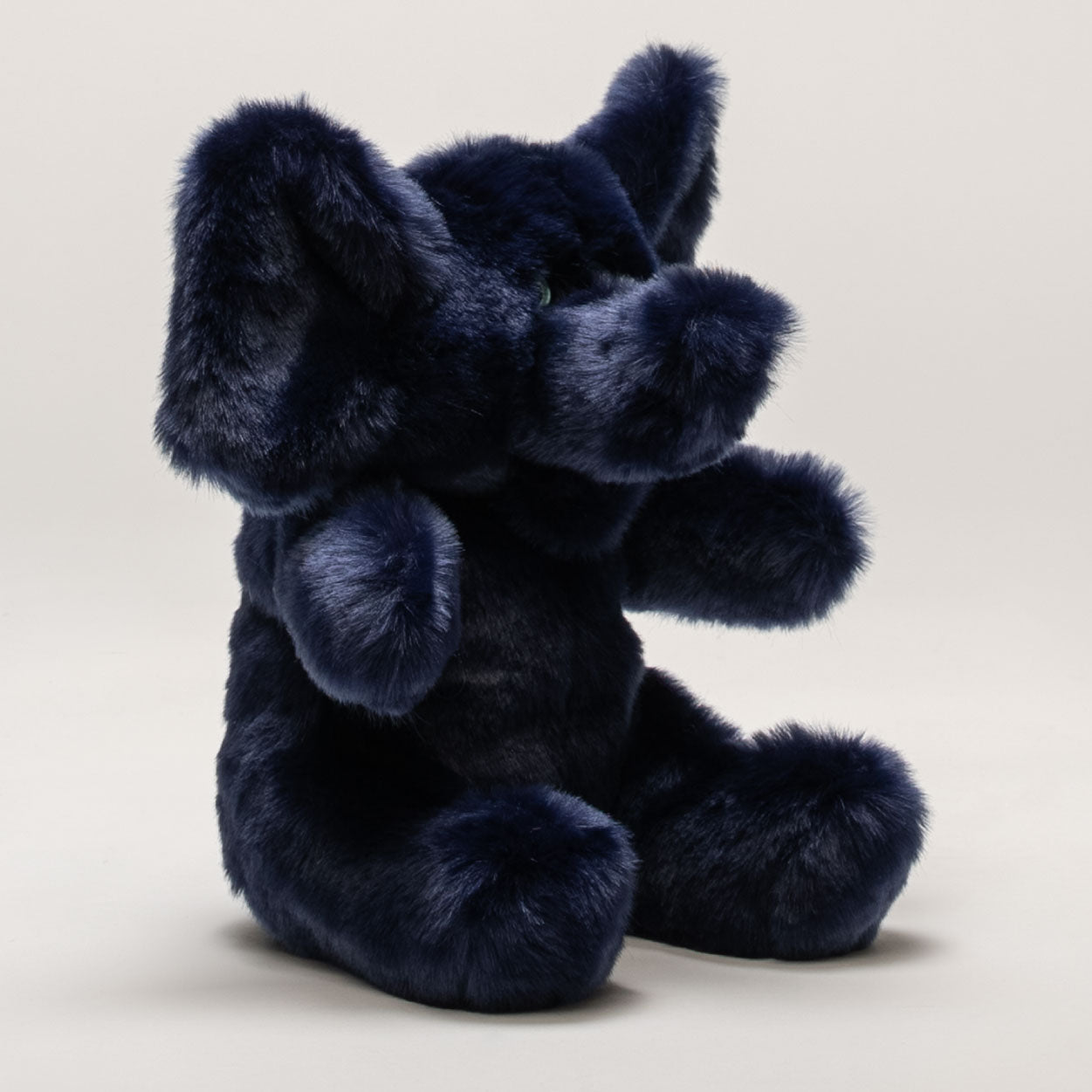 Ma peluche Éléphant Victor - La Pelucherie - myplayground