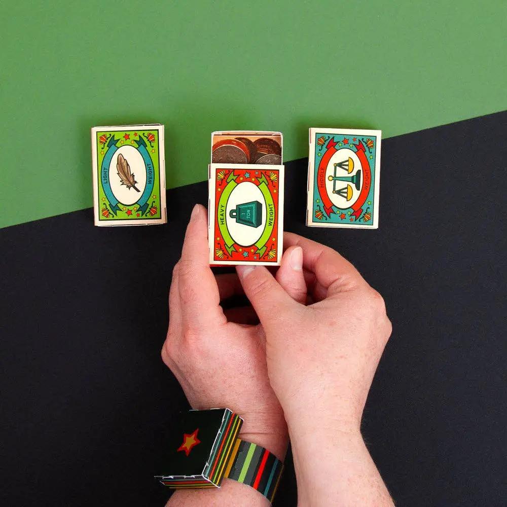 Créez votre propre tour de magie - Mysterious Matchboxes Illusion by Clockwork Soldier