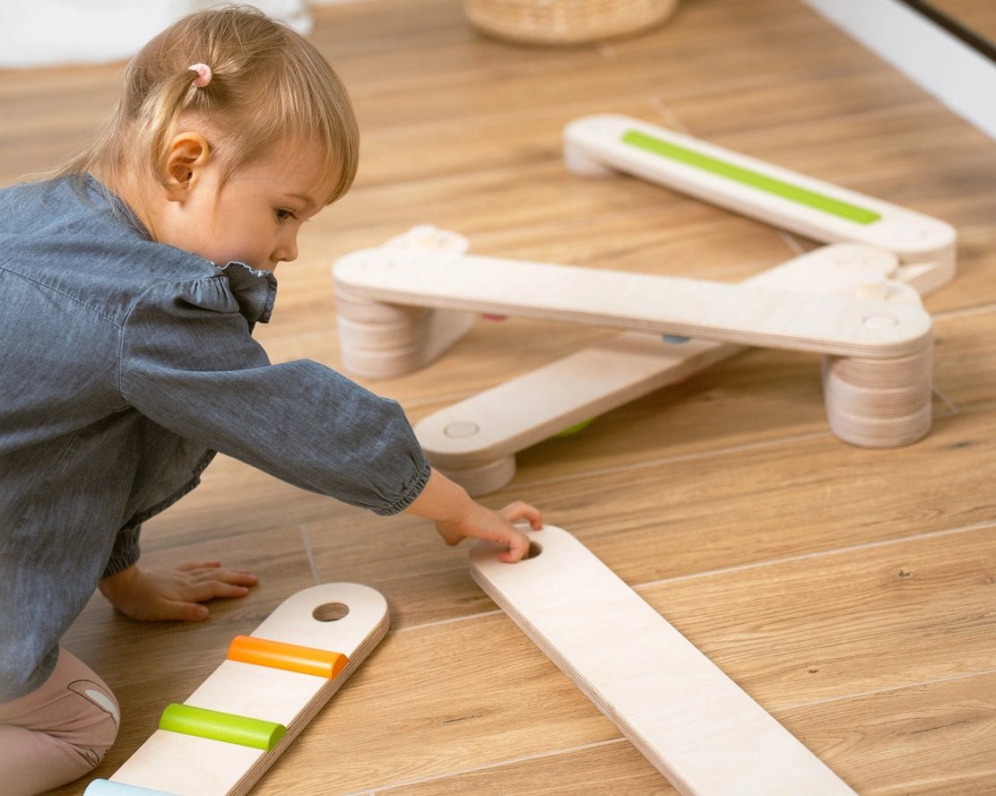 Ensemble de Poutres d'Équilibre en Bois - 8 Poutres, Poutre d'Équilibre à Double Face - Jeu de Motricité Enfant - Happymoon by HappyMoon