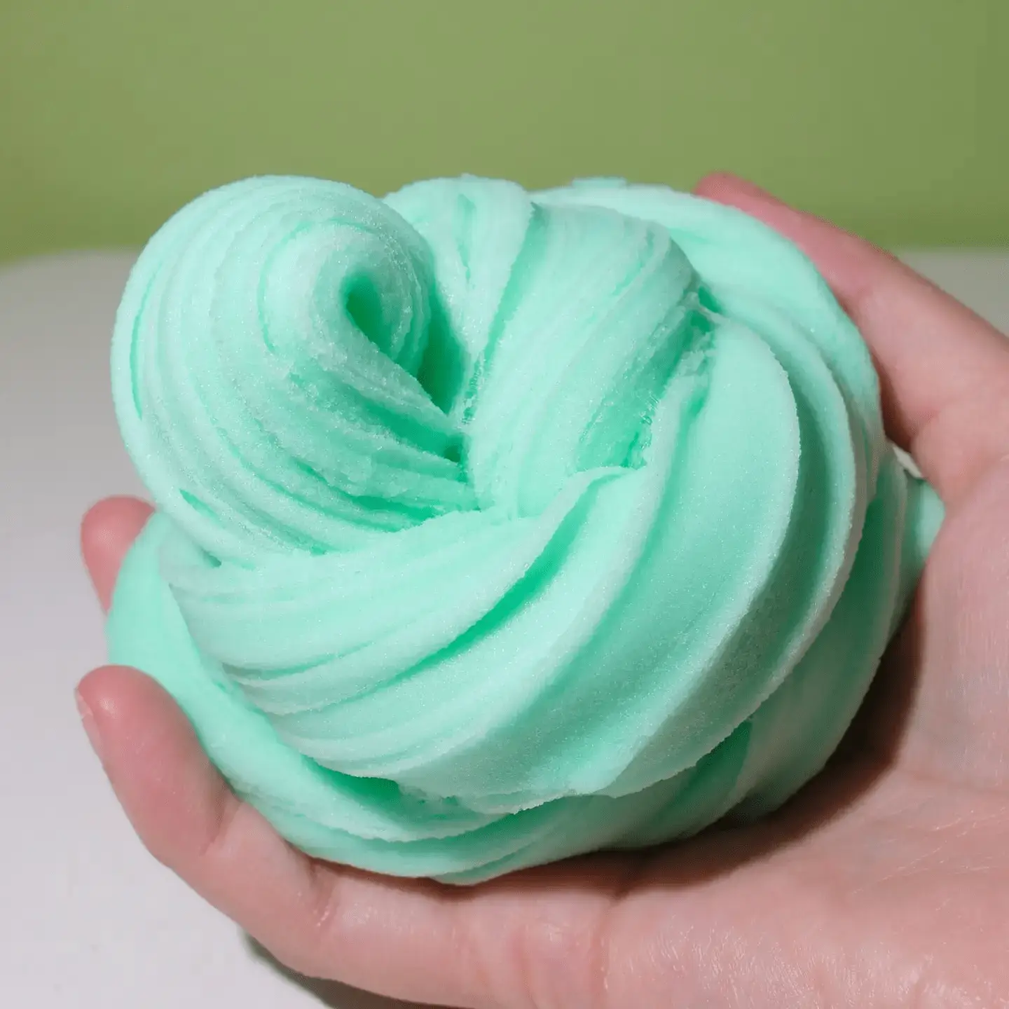 Jouet de Slime en Forme de Vers Gélifiés Aigres - Sonria Slime LLC by Sonria Slime LLC