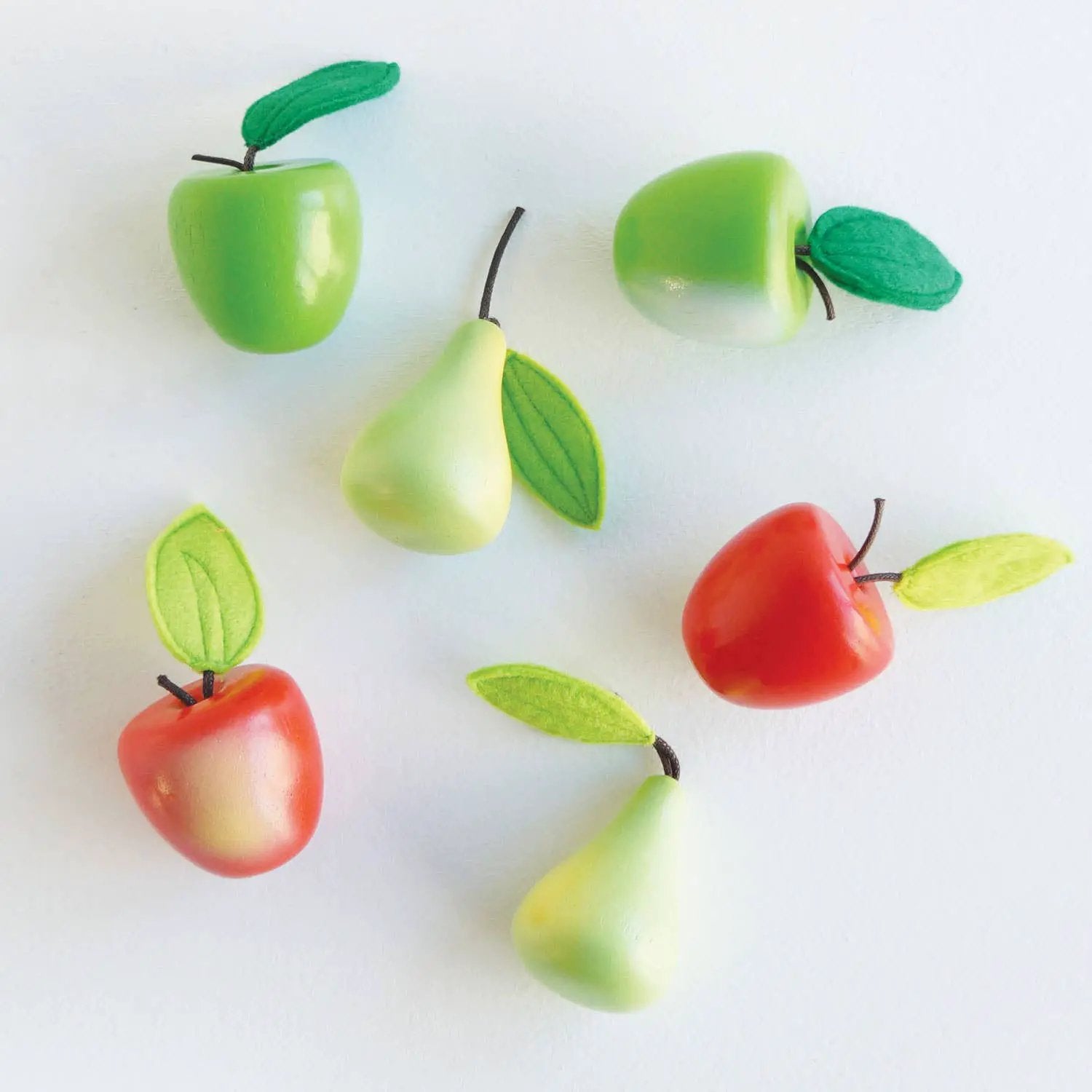 Boîte de marché aux pommes et aux poires - Jeu educatif pour enfants by Le Toy Van
