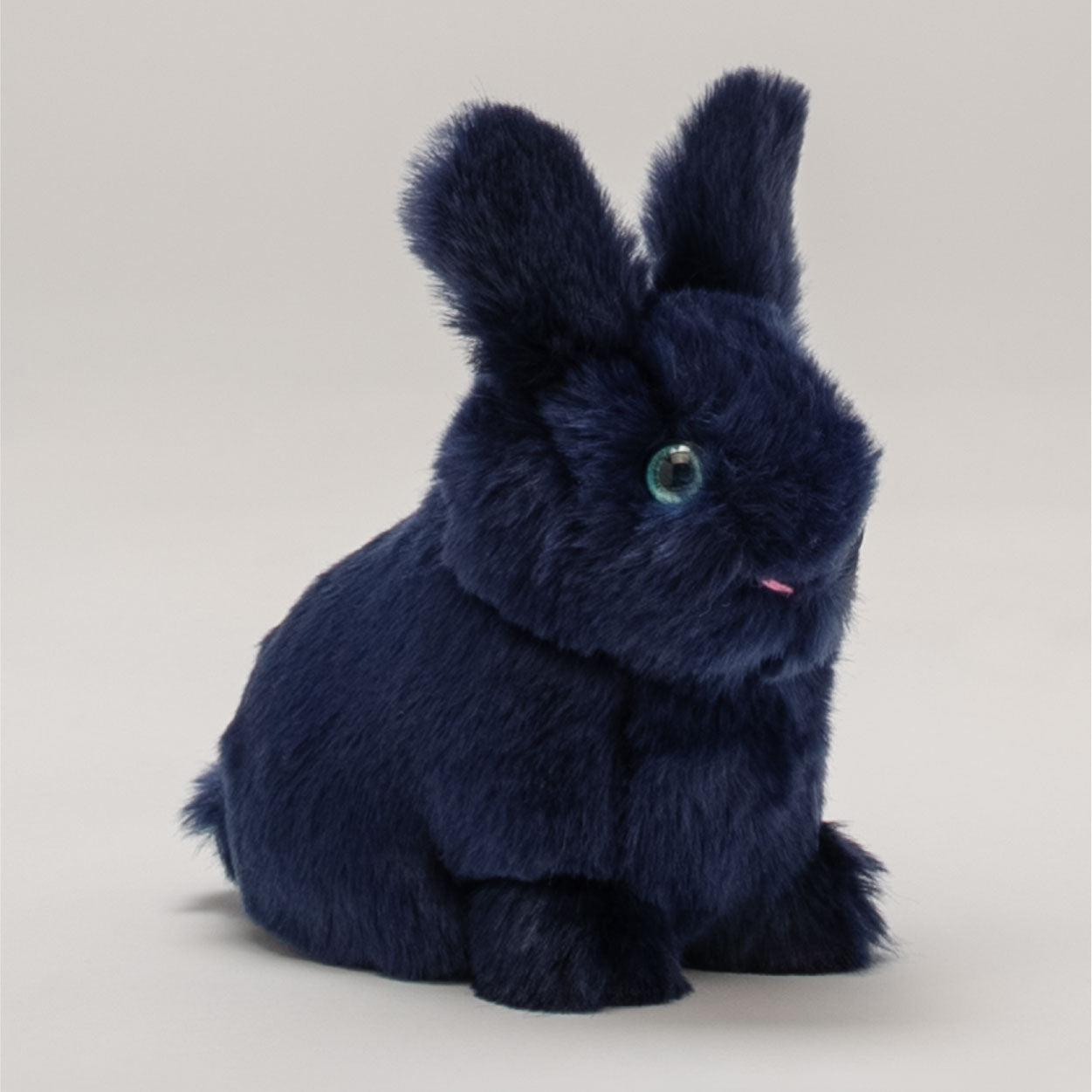 Ma peluche Lapin Léon - La Pelucherie by La Pelucherie