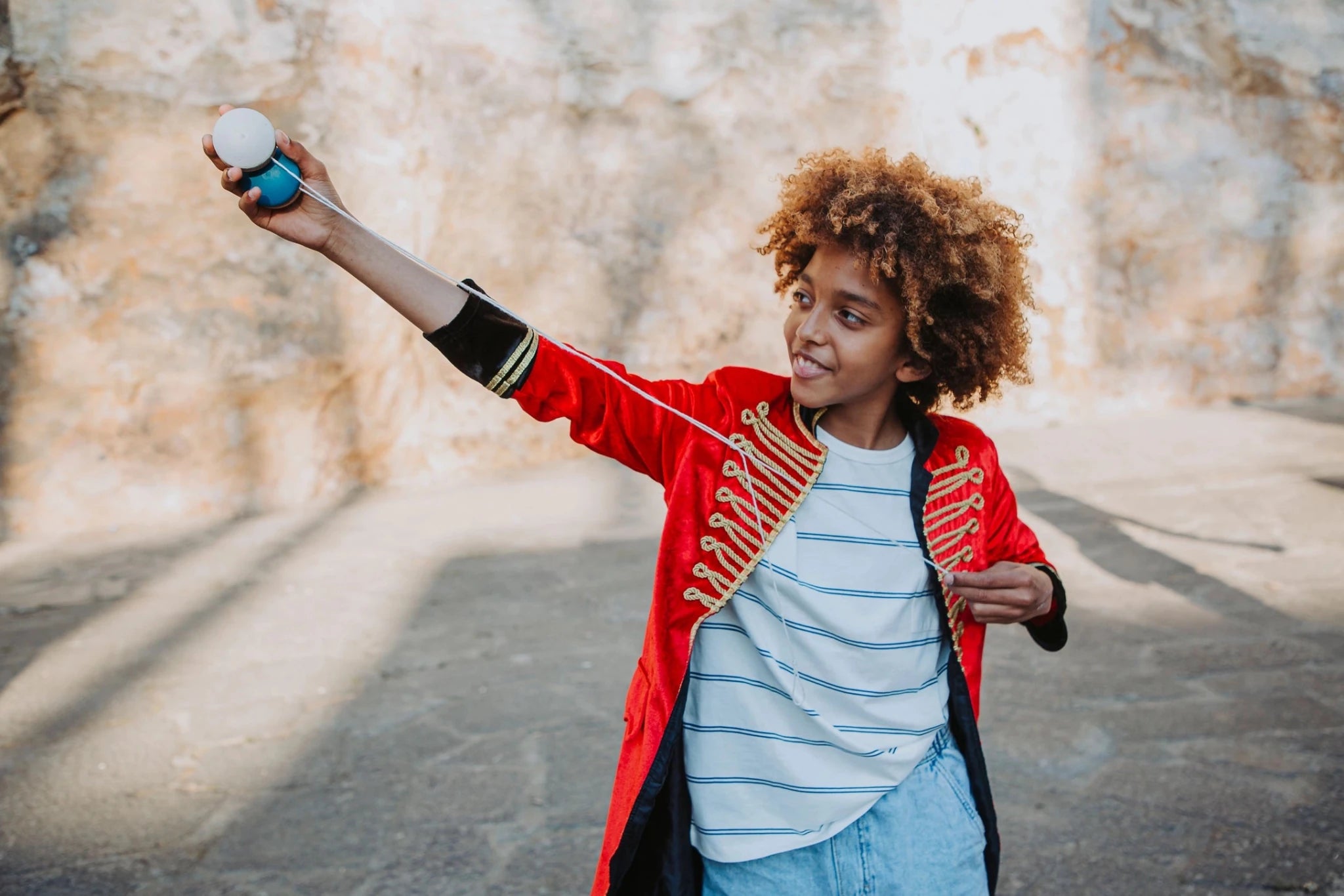 Me&Mine | Yoyo en bois - Jouet pour enfants. De 6 à 12 ans. by Me&Mine