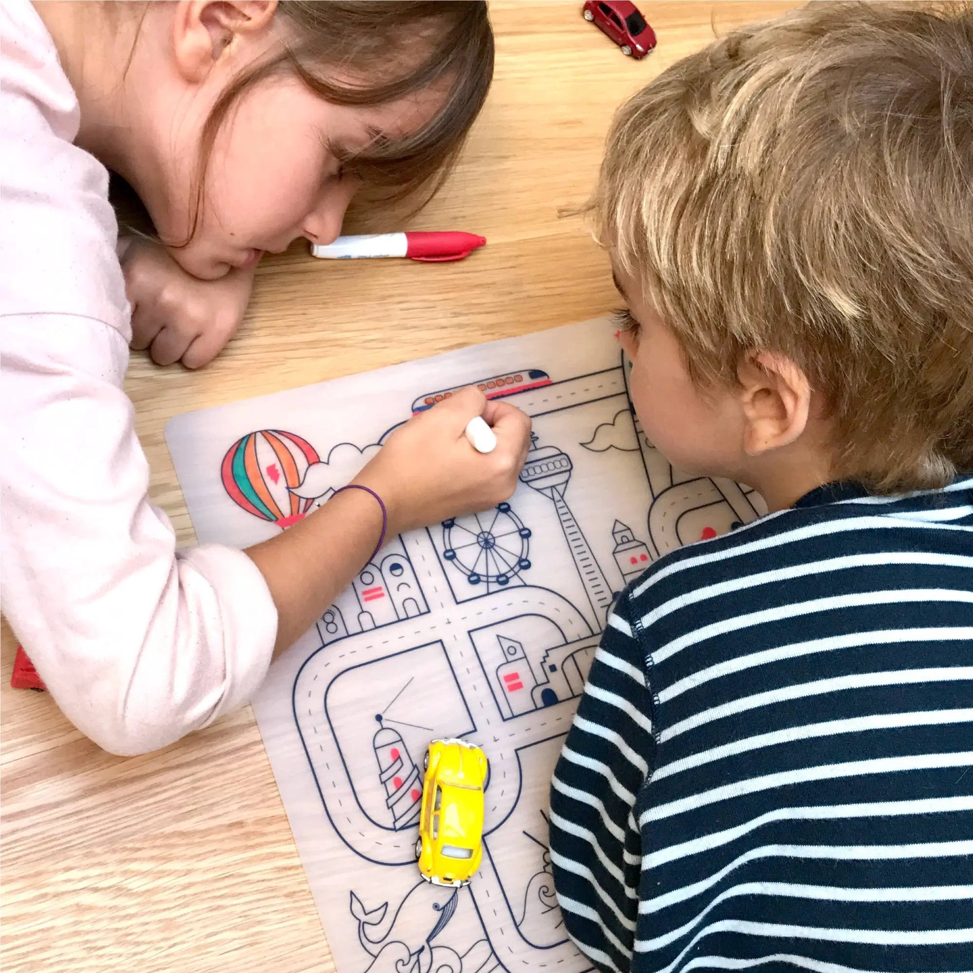 Jeu éducatif: Set de table en silicone CITY - Réutilisable by SuperPetit