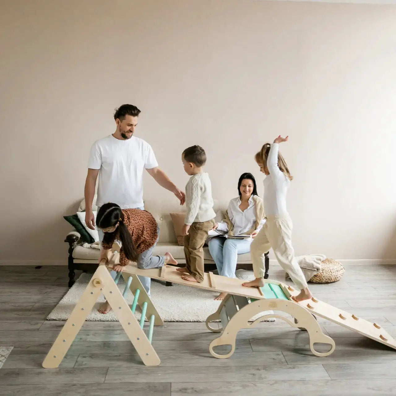 Ensemble triangle pikler + 2 Planches à Double Face + Bascule d’Équilibre - Menthe, bois natura, 12 à 18 mois - BusyKids by BusyKids