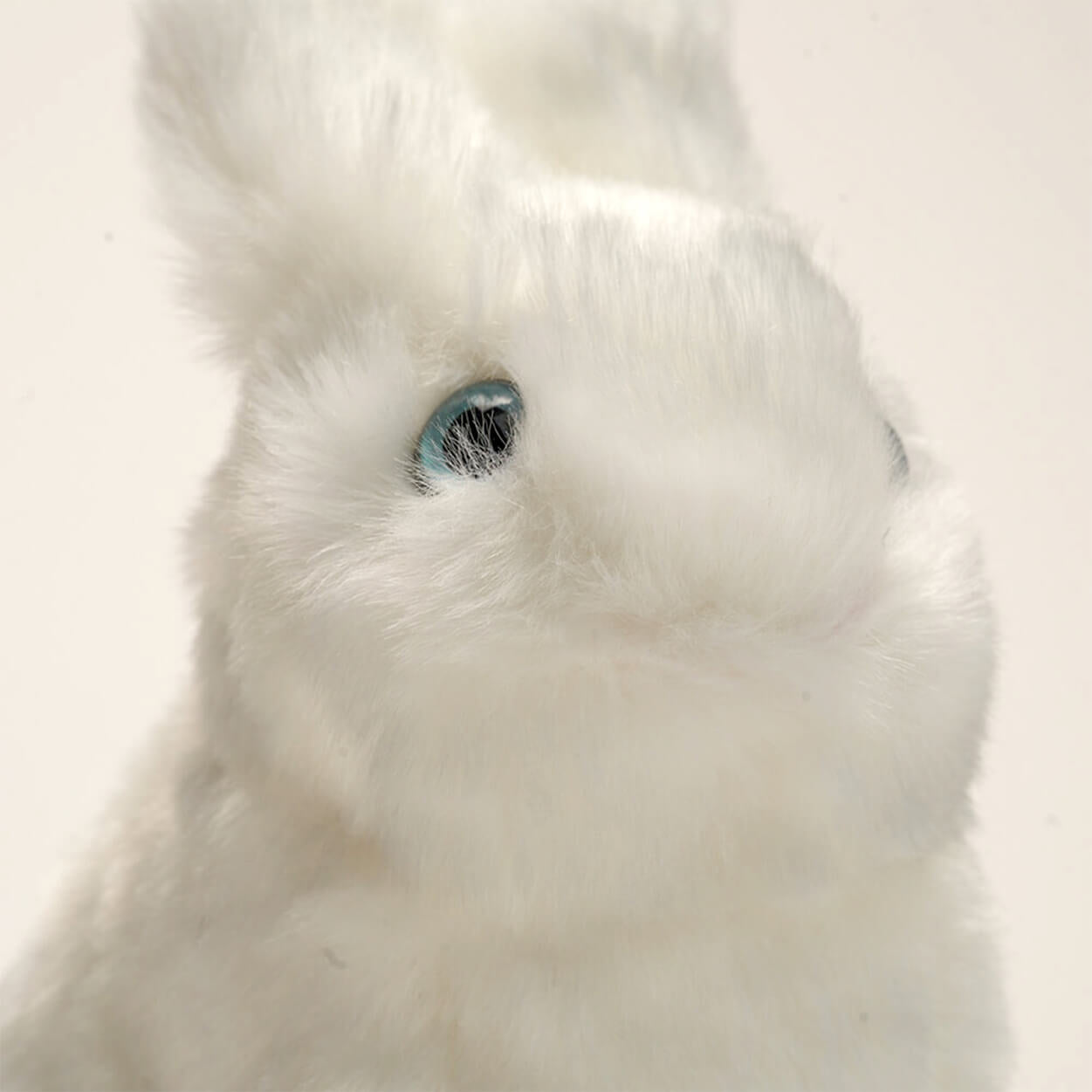 Ma peluche Lapin Léon - La Pelucherie - myplayground