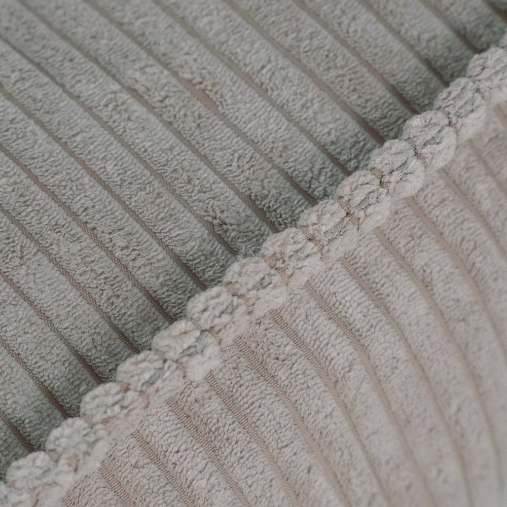 Pouf 60x60 cm - Coussin de sol, velours côtelé beige premium - Plush Nest - myplayground