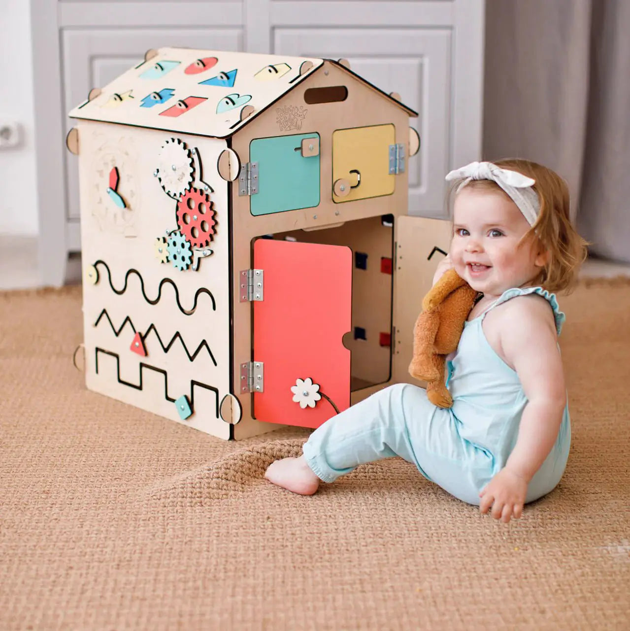 Maisonnette Éducative - Bois Natura, 12 à 18 mois - BusyKids by BusyKids
