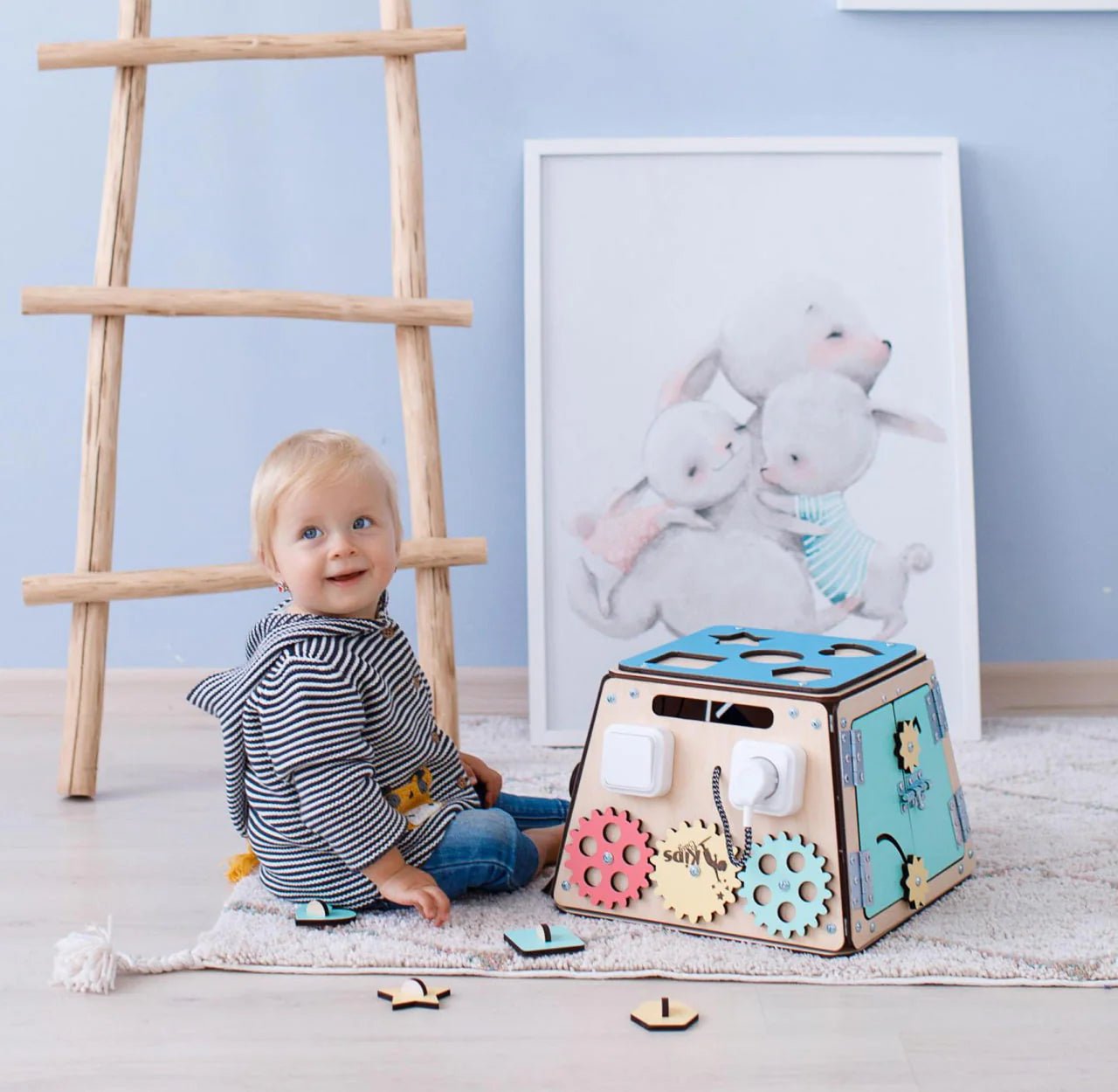 Coffre - fort - busy Board montessori, Bois Natura, 12 mois - BusyKids - myplayground