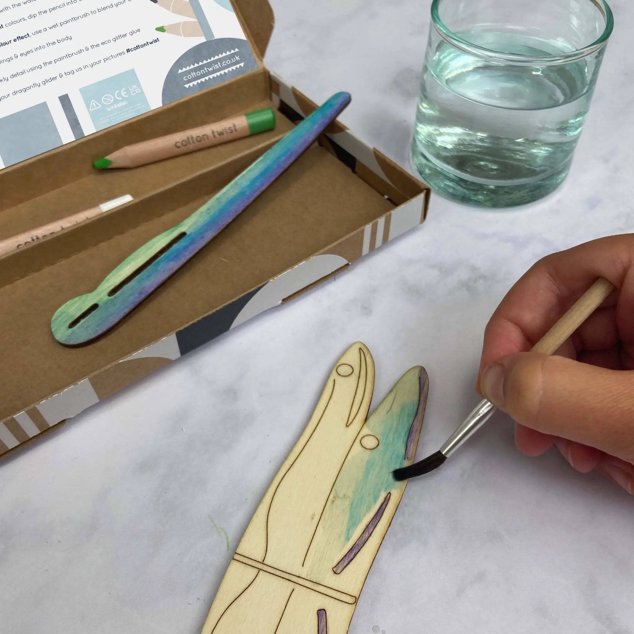 Faites votre propre kit d'activité Libellule Planeur by Cotton Twist