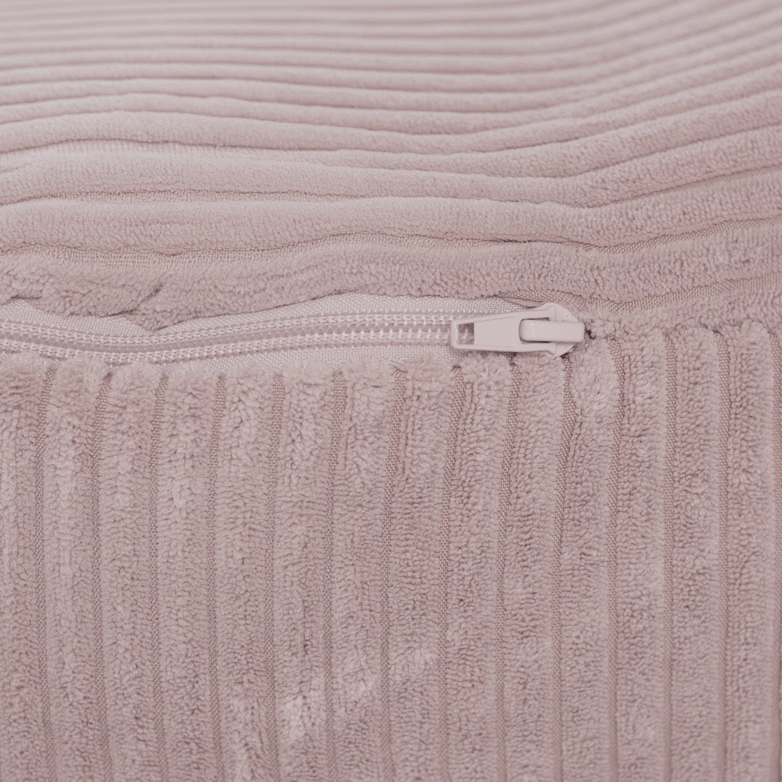 Fauteuil Huggy Bear - 68x45, rose clair velours côtelé premium - Plush Nest - myplayground