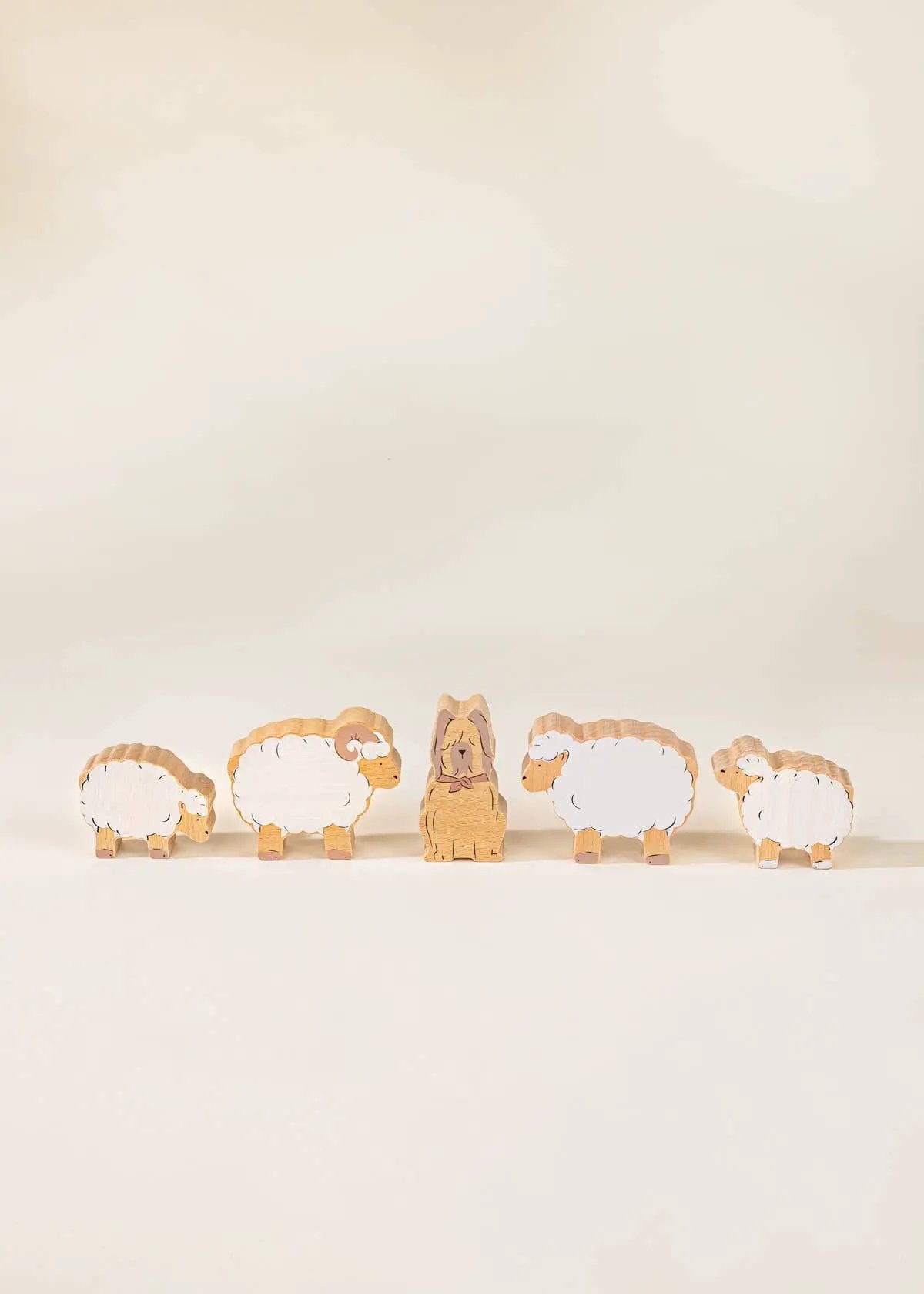 Set de 5 animaux de berger sur assiette en bois - Coco Village by Coco Village